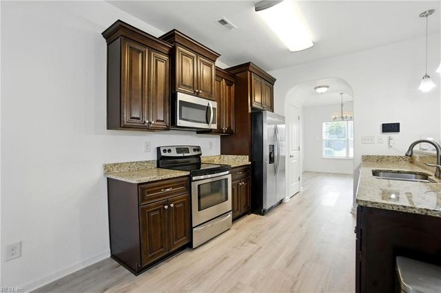 4135 Williamson ST A, Chesapeake, VA 23324