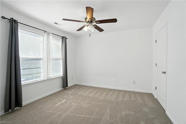 4135 Williamson ST A, Chesapeake, VA 23324