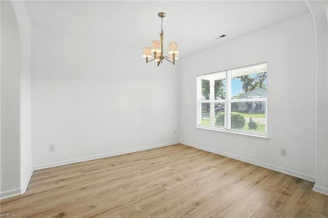 4135 Williamson ST A, Chesapeake, VA 23324