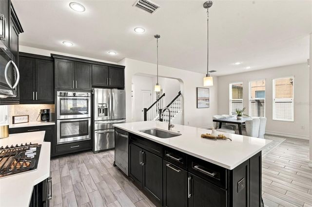 28907 REVARO LANE, Wesley Chapel, FL 33543