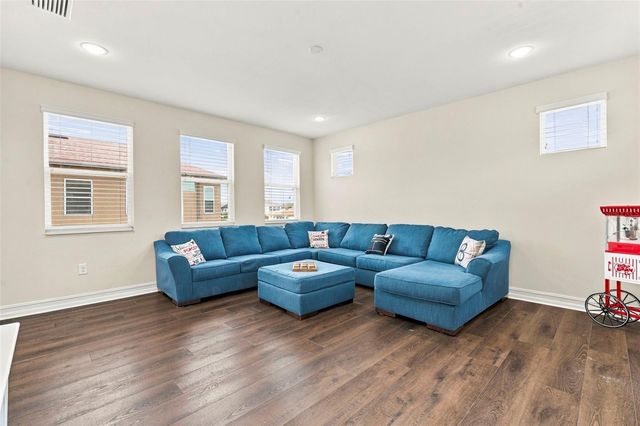 28907 REVARO LANE, Wesley Chapel, FL 33543
