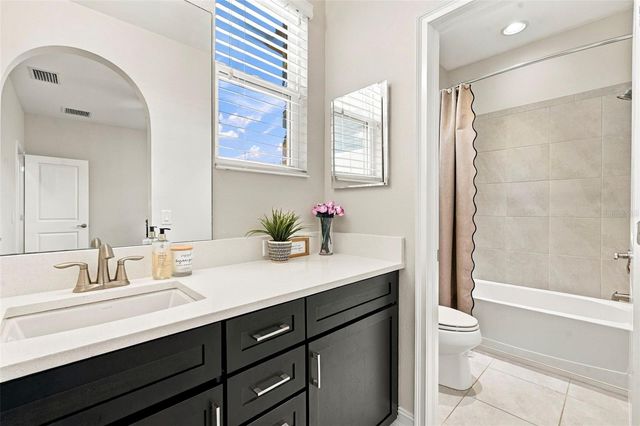 28907 REVARO LANE, Wesley Chapel, FL 33543