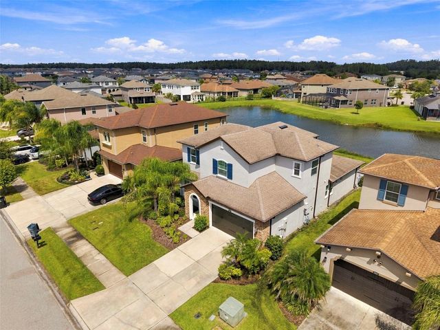 28907 REVARO LANE, Wesley Chapel, FL 33543
