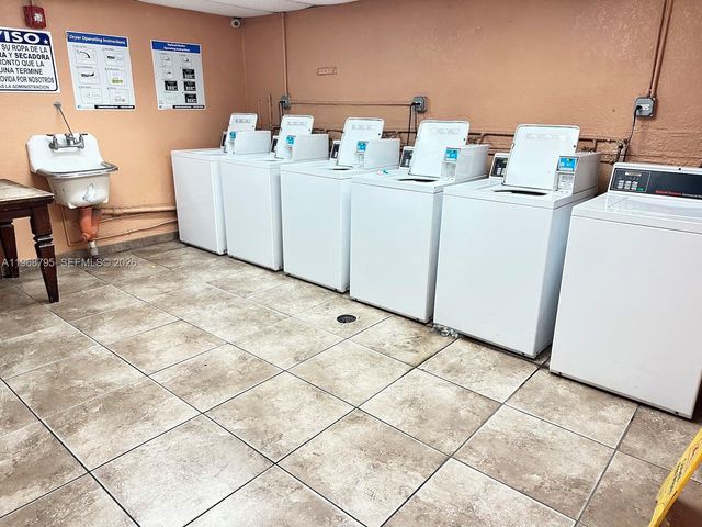 1990 W 56th St 1203, Hialeah, FL 33012