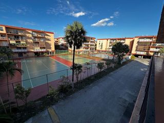 1990 W 56th St 1203, Hialeah, FL 33012