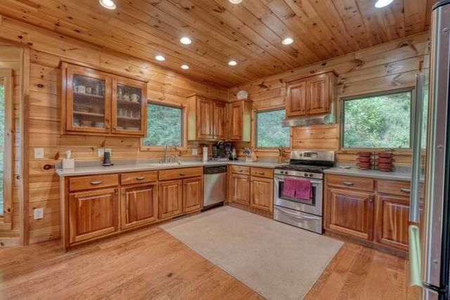 296 Caddis Trail, Hayesville, NC 28904