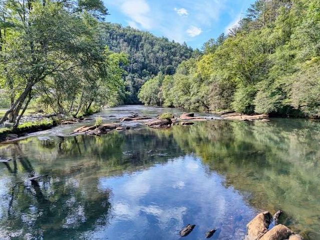 296 Caddis Trail, Hayesville, NC 28904