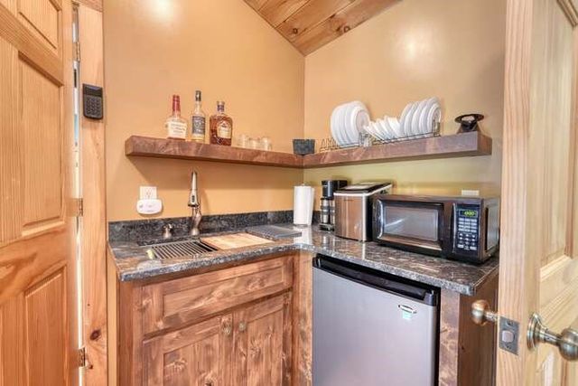 296 Caddis Trail, Hayesville, NC 28904