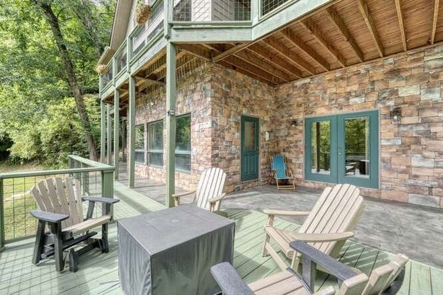 296 Caddis Trail, Hayesville, NC 28904
