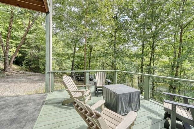 296 Caddis Trail, Hayesville, NC 28904