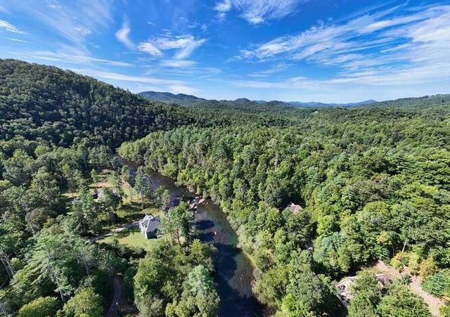 296 Caddis Trail, Hayesville, NC 28904