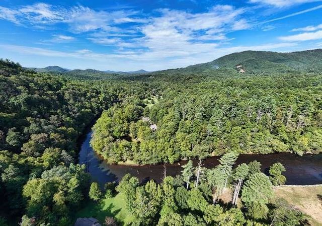 296 Caddis Trail, Hayesville, NC 28904