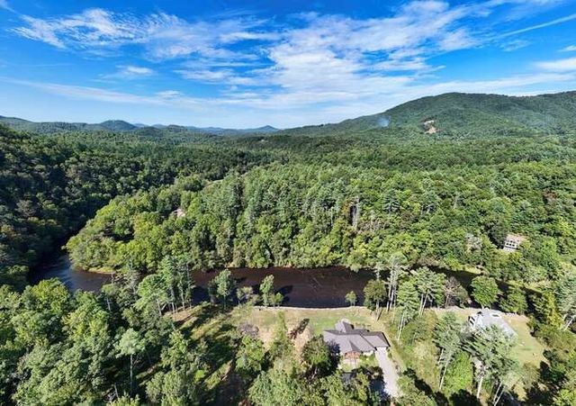 296 Caddis Trail, Hayesville, NC 28904