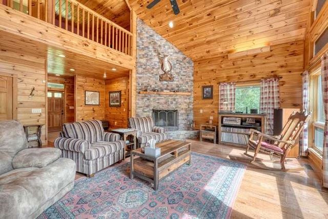 296 Caddis Trail, Hayesville, NC 28904