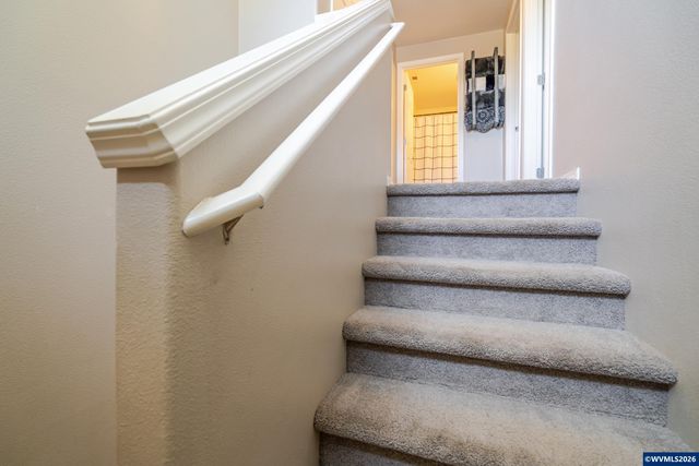 647 NE Autumn Ridge Dr, Mcminnville, OR 97128