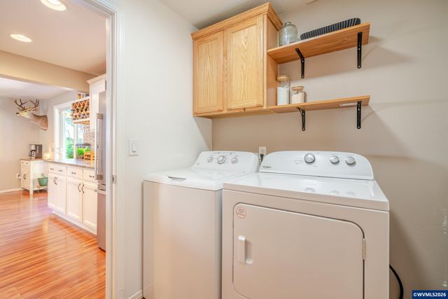 647 NE Autumn Ridge Dr, Mcminnville, OR 97128