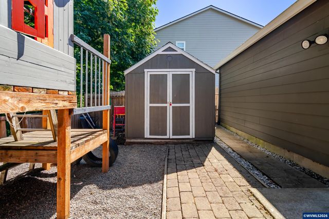647 NE Autumn Ridge Dr, Mcminnville, OR 97128