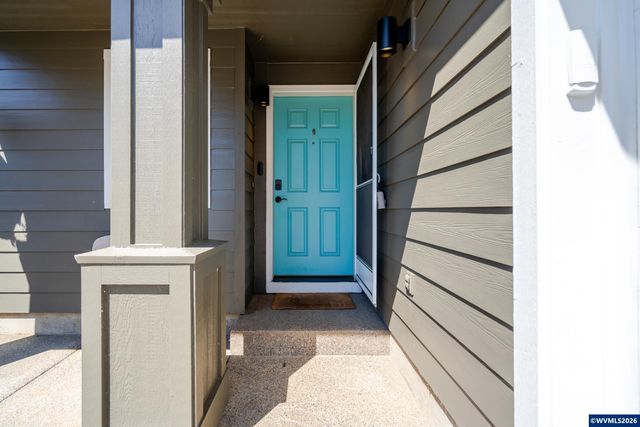 647 NE Autumn Ridge Dr, Mcminnville, OR 97128