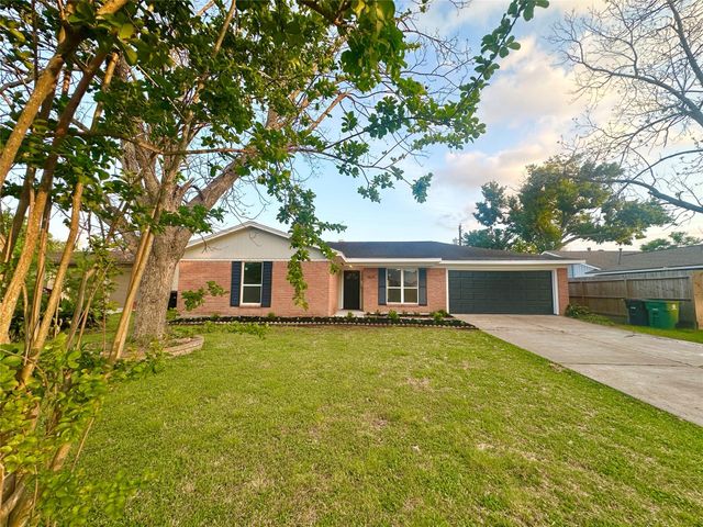 9539 Beverlyhill Street, Houston, TX 77063