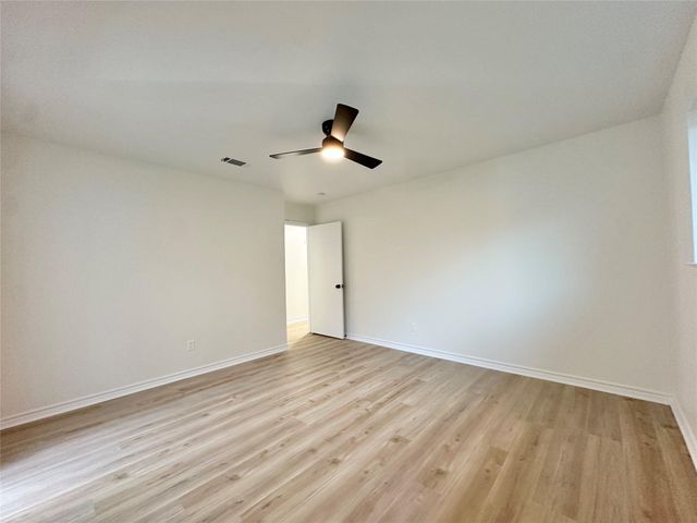 9539 Beverlyhill Street, Houston, TX 77063