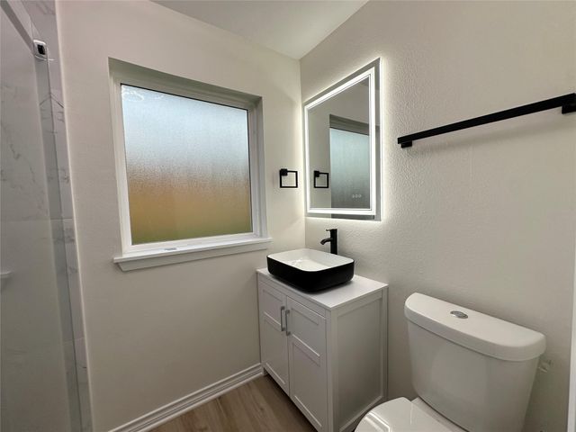 9539 Beverlyhill Street, Houston, TX 77063