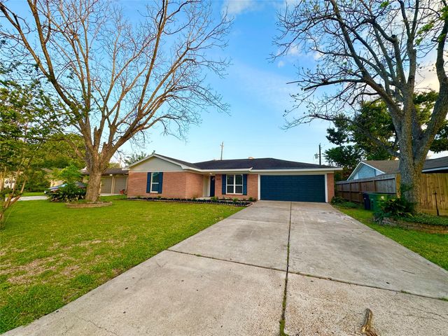 9539 Beverlyhill Street, Houston, TX 77063