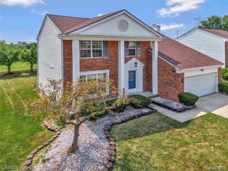 44685 Fair Oaks Drive, Canton, MI 48187