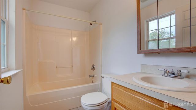 109 Woodland Drive, Aberdeen, NJ 07747