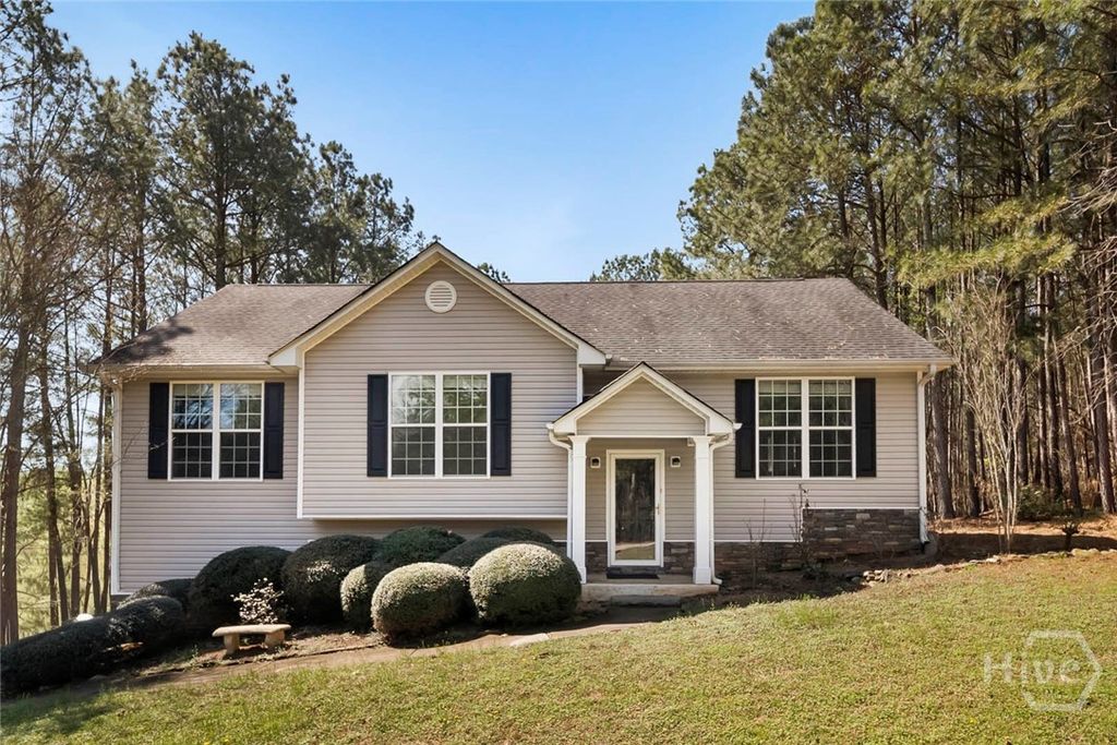 294 Pine Ridge Circle, Winterville, GA 30683