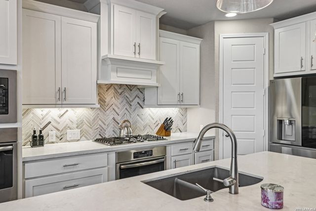 25514 River Ledge, San Antonio, TX 78255