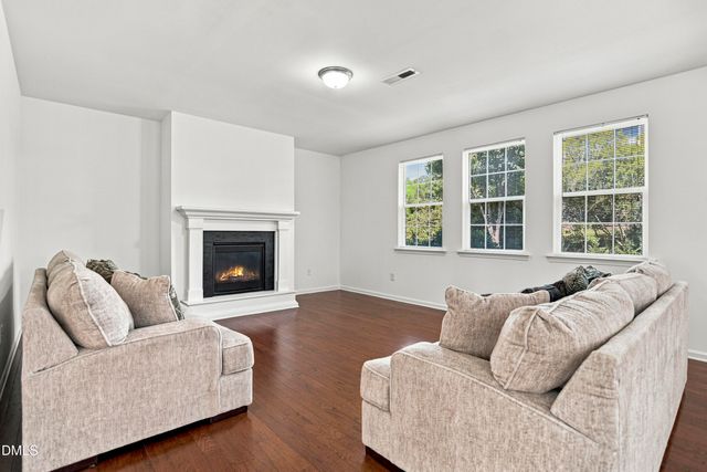 5509 Teversham Way, Cary, NC 27519