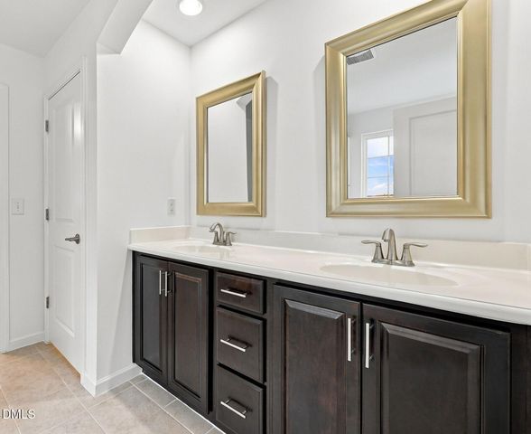 5509 Teversham Way, Cary, NC 27519