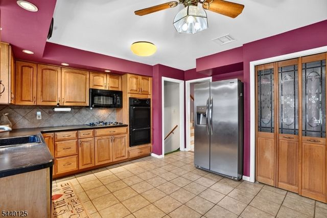 802 KAMINSKI DRIVE, Rahway City, NJ 07065