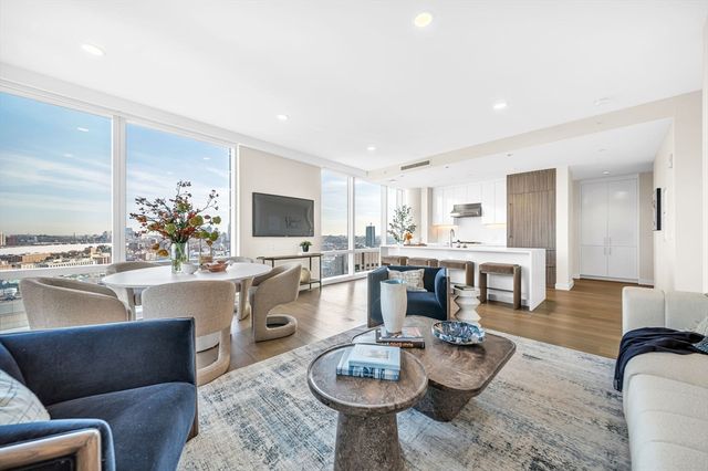 188 Brookline Avenue 22K, Boston, MA 02115