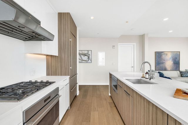 188 Brookline Avenue 22K, Boston, MA 02115