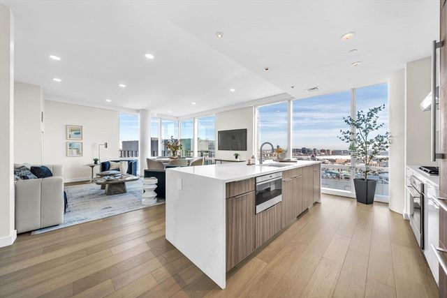 188 Brookline Avenue 22K, Boston, MA 02115