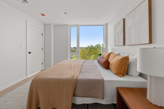 125 Lowell Street 3B, Somerville, MA 02143