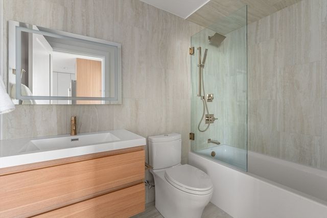 125 Lowell Street 3B, Somerville, MA 02143