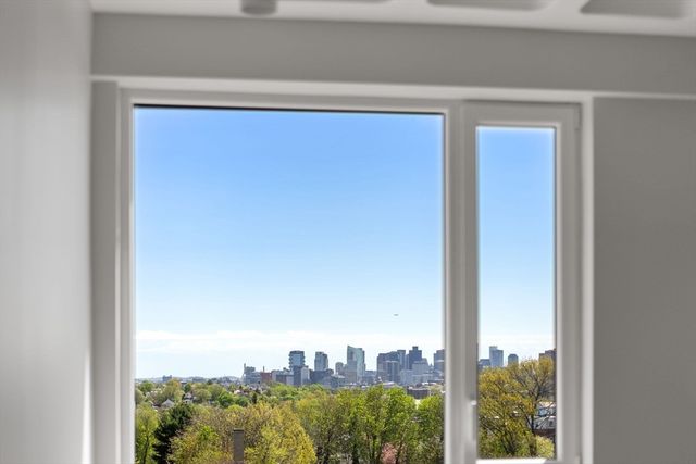 125 Lowell Street 3B, Somerville, MA 02143