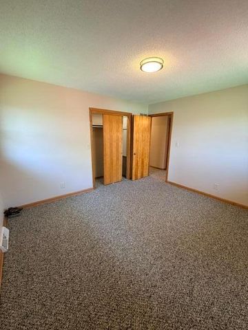 958 Shaw Drive, Newark, OH 43055