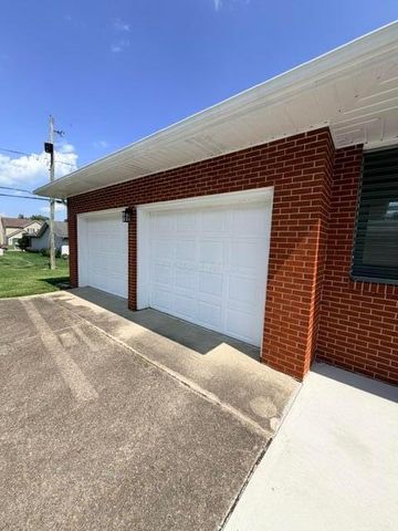 958 Shaw Drive, Newark, OH 43055
