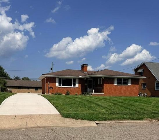 958 Shaw Drive, Newark, OH 43055