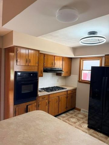 958 Shaw Drive, Newark, OH 43055