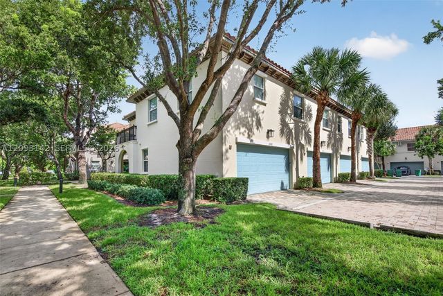 4182 Cascada Cir, Cooper City, FL 33024