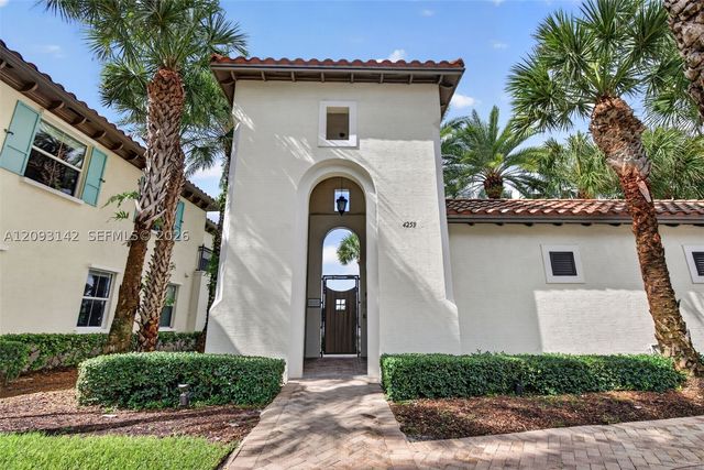 4182 Cascada Cir, Cooper City, FL 33024