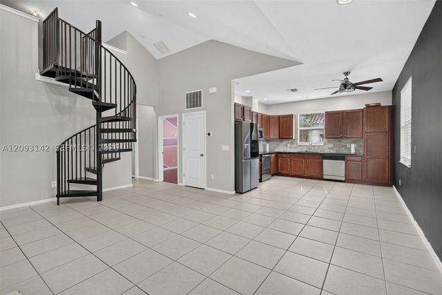 4182 Cascada Cir, Cooper City, FL 33024