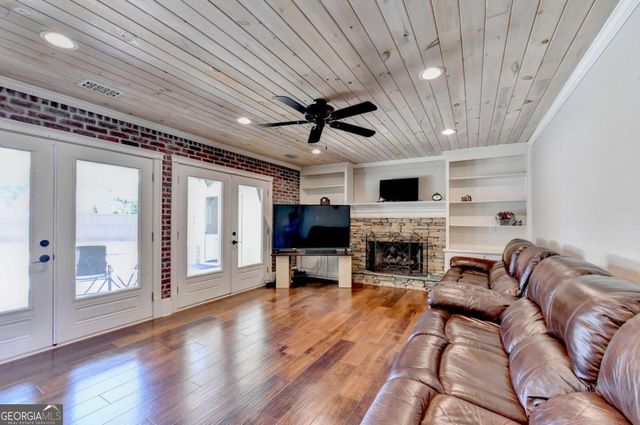 2105 Sandown Court, Lawrenceville, GA 30043