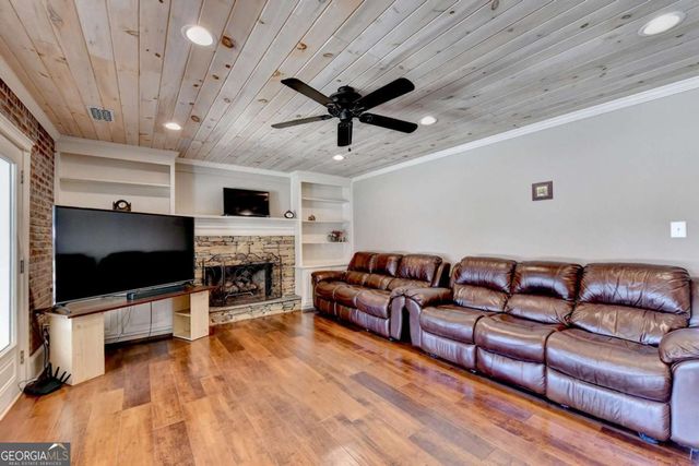2105 Sandown Court, Lawrenceville, GA 30043