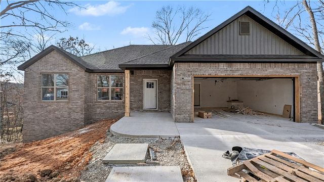 26 Cromer Drive, Bella Vista, AR 72715