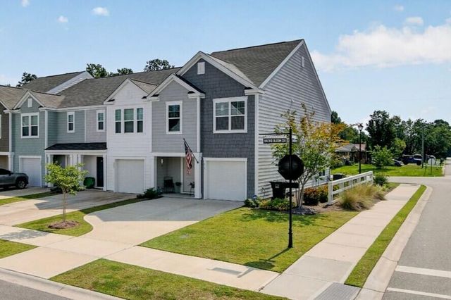 101 Orchid Bloom Circle, Moncks Corner, SC 29461